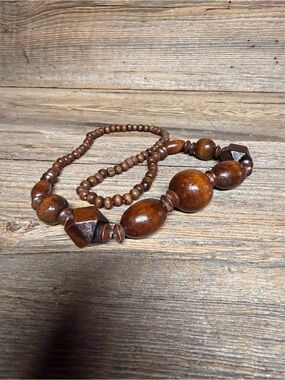 🔥 Closet Sale — 3 for $25 / 5 for $40 - Vintage Wood Bead Necklace - Jewelry
